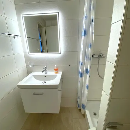 Adler 82 * Leukerbad